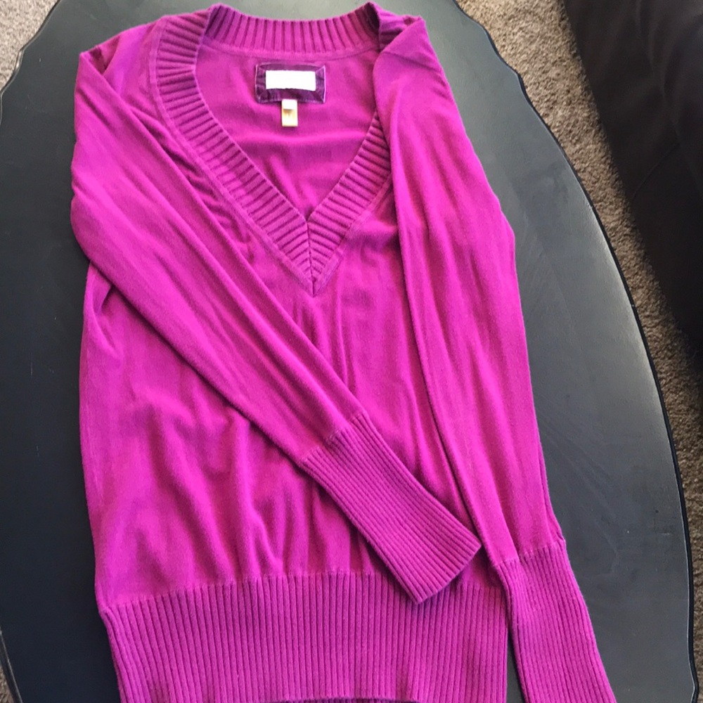 V neck sweater